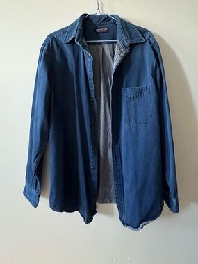 Roundtree & Yorke Men’s Blue Denim Shirt Jacket